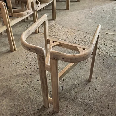 Torno CNC para madera de 5 ejes