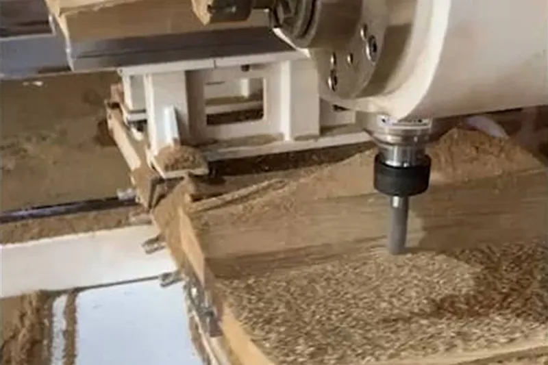 Centro de mecanizado CNC de 5 ejes, doble canal y 2 cabezales