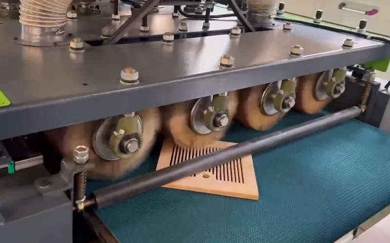 Cortadora CNC de madera de alta precisión